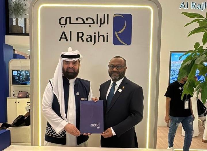 ހުޅުމާލެ ބޮޑު މިސްކިތުގެ މަޝްރޫއުއަށް ފައިނޭންސް ކުރުމަށް ސައުދީ ކުންފުންޏަކާ އެކު އެއްބަސްވުމެއް