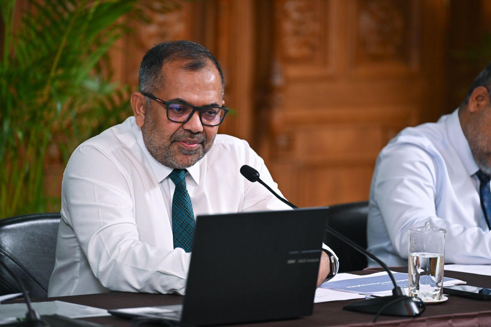 އެޕްރީލް މަހުވެސް ތެލުގެ އައު ޝިޕްމެންޓްތައް އަންނާނެ: މިނިސްޓަރު ޒަމީރު 