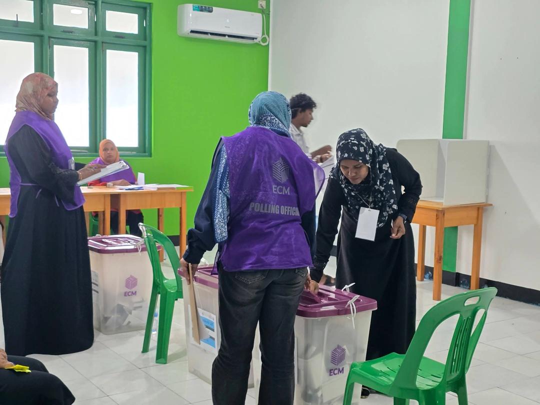 ގަޑި ހަމަވުމުން ކިޔޫތައް ބަންދުކޮށްފި