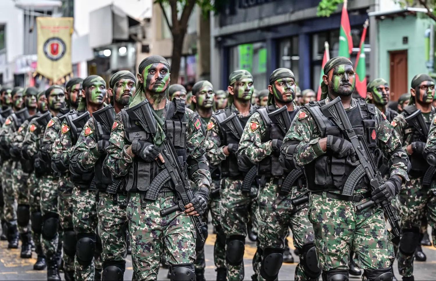 ސިފައިންގެ ލަޝްކަރަކީ ރައްޔިތުންގެ ހިމާޔަތަށް ރުކުރަވައިލައިފައިވާ އެންމެ ގާބިލް ލަޝްކަރު: ރައީސް