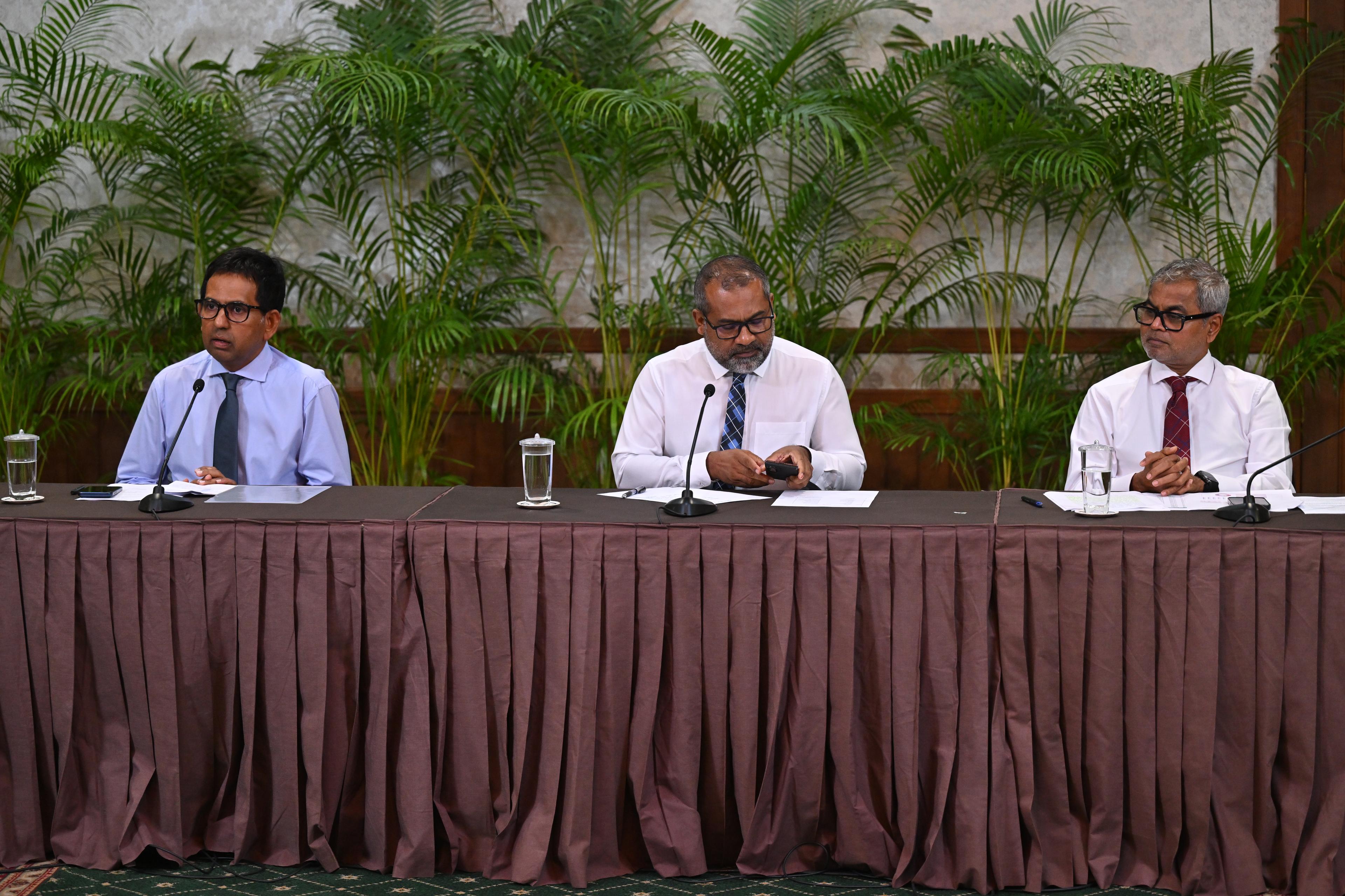 މެުއިރުމަތީގައި ހަނގުރާމަ ކުރިއަސް ރާއްޖޭގެ ޑިމާންޑް ދަށް ނުވޭ: ވަޒީރު ޠާރިޤް