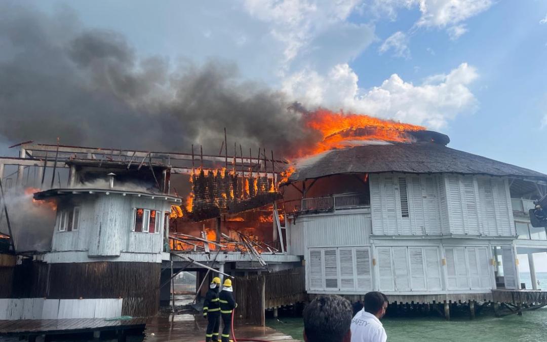 ރިސޯޓެއްގެ ރެސްޓޯރަންޓެއްގައި އަލިފާން ރޯވެއްޖެ