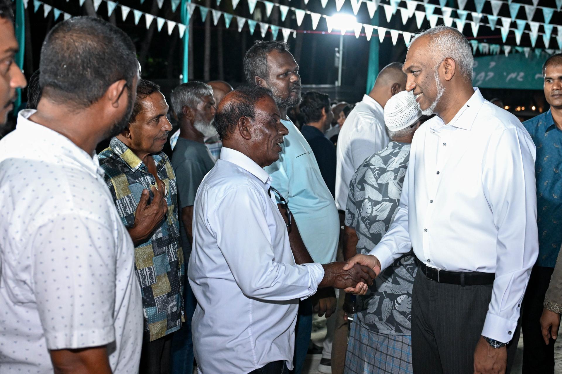 ރައީސް ދެއްވީ ރަހުނުކުރި 4 ބިމެއް ސަލާމަތްކުރެއްވިކަމުގެ އުފާވެރި ޚަބަރު!