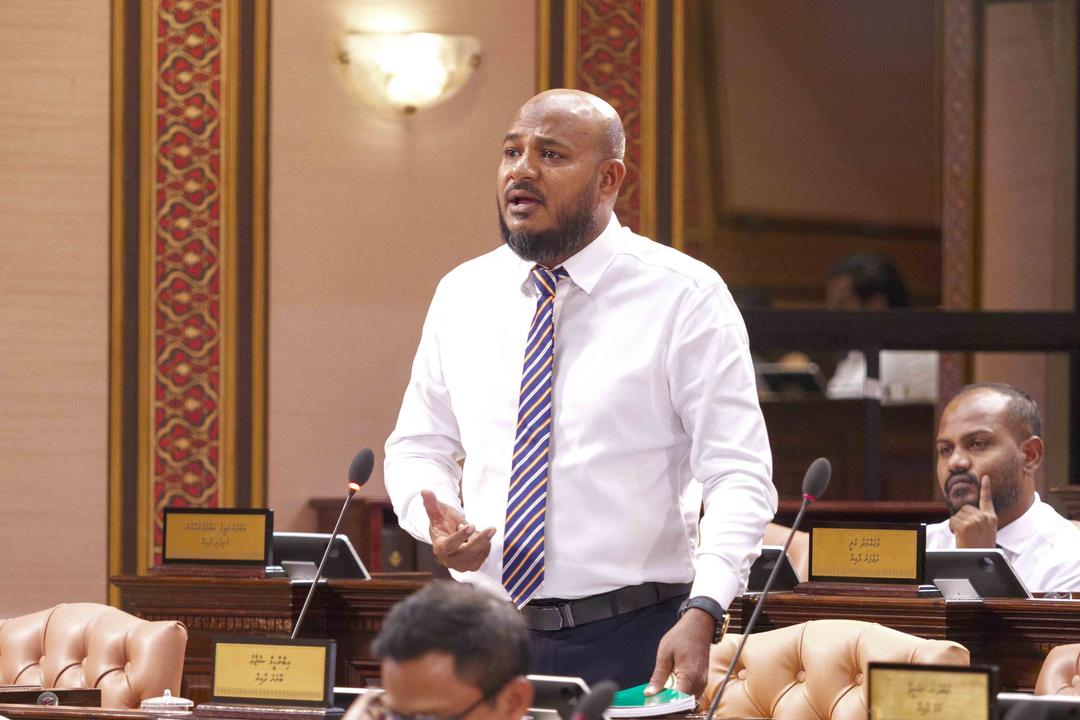 ހެޔޮފުޅުކަމަށް ދެއްކެން ކުރީ ސަރުކާރުން މަސް ކިލޯއެއްގެ އަގު ބޮޑުކުރި، ނަމަވެސް ފައިސާ ނުދެވުނު: ޝުޖާއު