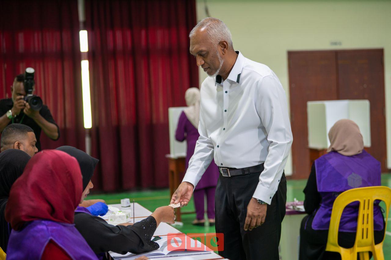 ފޮޓޯ: ވަން އޮންލައިން