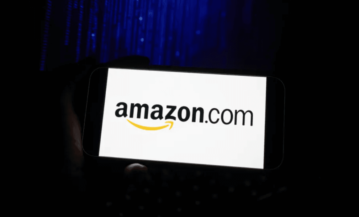 އެމެޒޯން އިން ކޮންމެ ކަސްޓަމަރެއްގެ އަތުން %3.5 ފިއުލް-ލޮޖިސްޓިކްސް ސާޗާޖެއް ނަގަން ނިންމައިފި