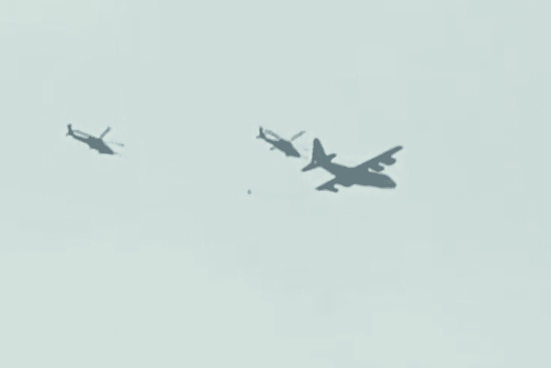 އީރާނުން ވައްޓާލި އެމެރިކާގެ ބޯޓުން ދަތުރުކުރި ދެވަނަ ސިފައިންގެ މީހާ ފިލާ އޮތީ ފަރުބަދައެއްގެ ހަނި ދޭތެރެއެއްގައި