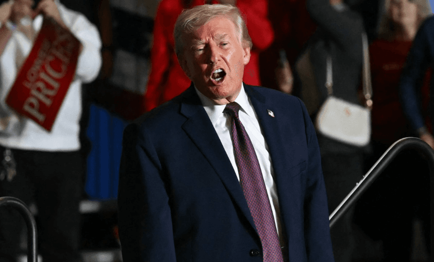 އީރާނުގައި ހަމަނުޖެހުން ހިންގަން އެމެރިކާއިން ފޮނުވި ހަތިޔާރުތައް ކުރުދީ ގްރޫޕްތައް އަތުލައި އެމެރިކާއަށް ލަނޑުދީފި