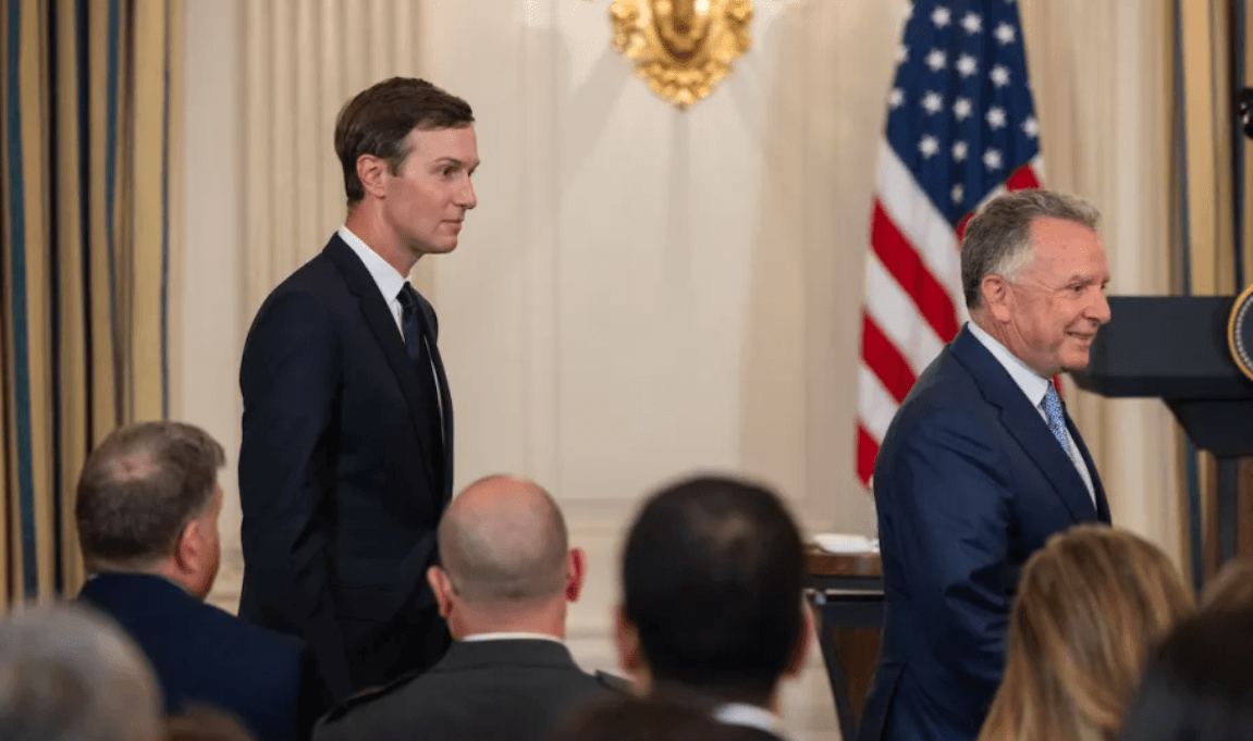 އީރާނާއެކު މަޝްވަރާ ކުރުމަށް އެމެރިކާގެ ވަފުދެއް ފޮނުވުން ޓްރަމްޕް ކެންސަލް ކޮށްފި