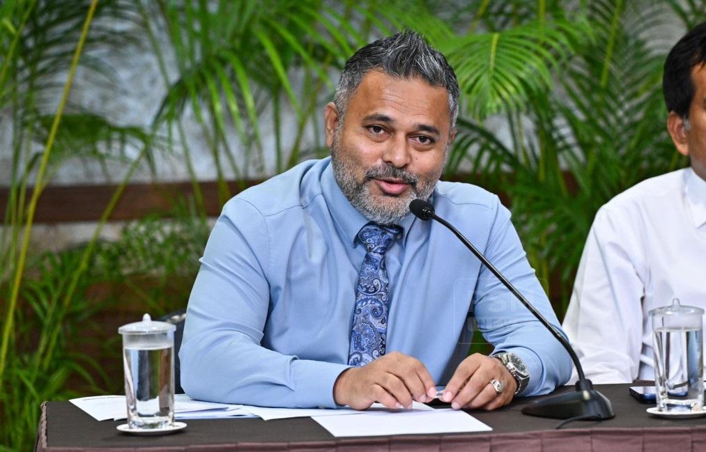 މަސައްކަތްކުރަނީ ހުރިހާ އުޅަނދުތަކަށް މަހަށް ފުރޭނެ އަގެއްގައި ތެލުގެ ކަންކަން ހަމަ ޖެއްސުމަށް: ވަޒީރު ޝިޔާމް