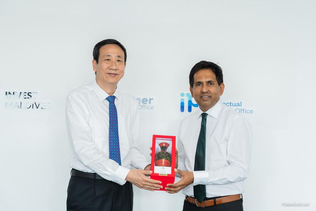 ދިވެހީން ބާނާ ކަނޑުމަސް ޗައިނާގެ ސީޗުއަންއަށް އެކްސްޕޯޓްކުރުމަށް މަޝްވަރާކޮށްފި