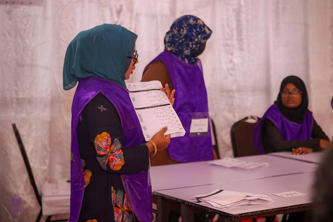 އަލުން ގުނުމުންވެސް ވޭވަށު ވޯޓުގެ ނަތީޖާއަށް ބަދަލެއް ނާދޭ، ބަދަލު އައީ ވޯޓުގެ ޢަދަދަށް