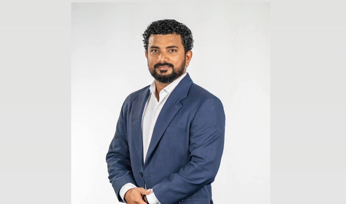 އަލްފާޟިލް މުޙައްމަދު ލަމްޢާން--- 