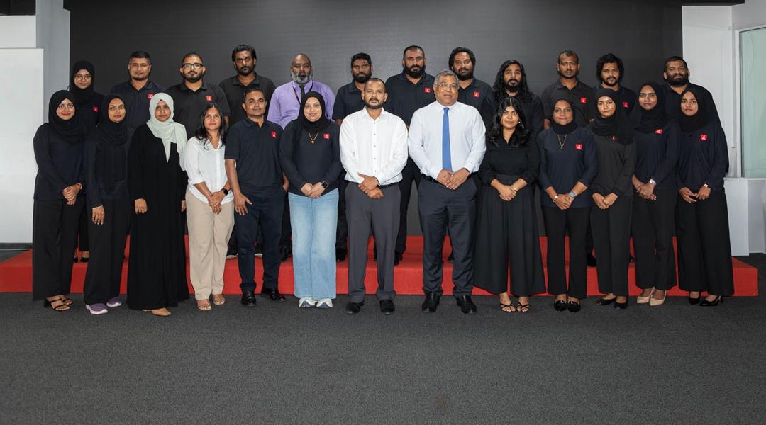 ބޭންކް އޮފް މޯލްޑިވްސް އިން އޭ.އައި.ސީ.ބީ އާ ގުޅިގެން 30 މުވައްޒަފުންނާއެކު ޗާޓަރޑް ބޭންކަރ ޕްރޮގްރާމް ފަށައިފި             