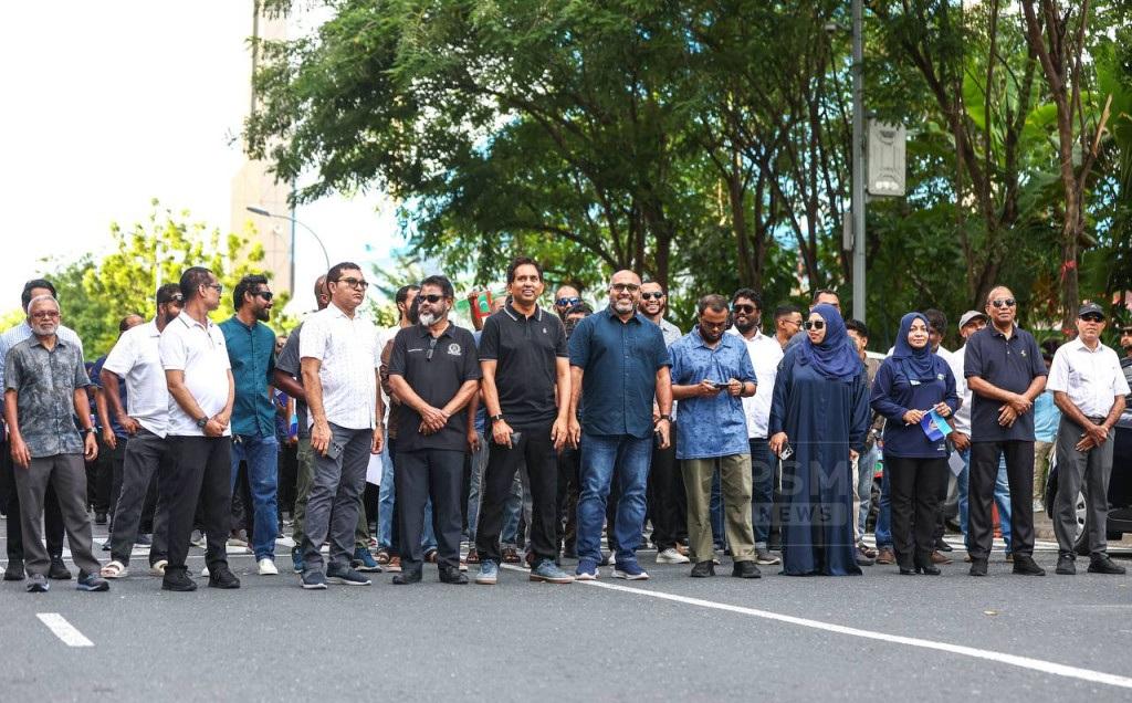 ބިދޭސީ މަސައްކަތްތެރިން ގެނެސް ނަހަމަގޮތުގައި ފައިދާ ނަގަމުންދިޔުން ހުއްޓުވާނަން: ވަޒީރު އިޙްސާން