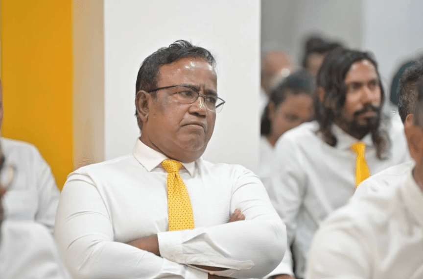 ދެ އިންތިހާބު ވެސް ރިޔާސީ ޕްރައިމަރީއަށް ފަހު ބޭއްވުމަށް ގަޕޯ ހުށަހަޅައިފި