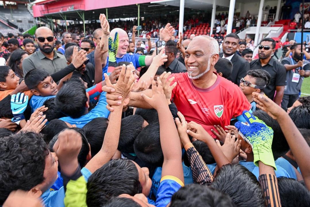 ރައީސް ވިދާޅުވީ ޓީމަކީ އާޖެންޓީނާ ކަމަށް، އެކަމަކު ތަށި ނެގުމުގެ ފުރުސަތު ބޮޑީ ފްރާންސް ކަމަށް!