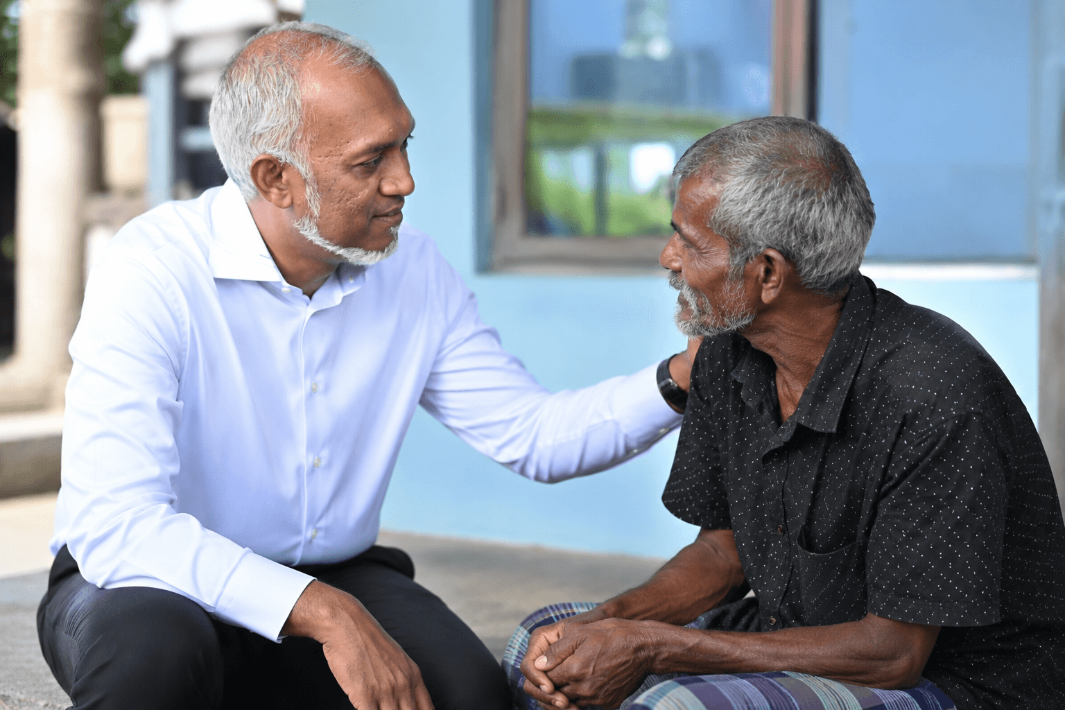 ރައްޔިތުންގެ އަޑު އަހައި ހައްލު ހޯދައިދިނުމުގެ ނަމޫނާ ޒައާމަތެއް