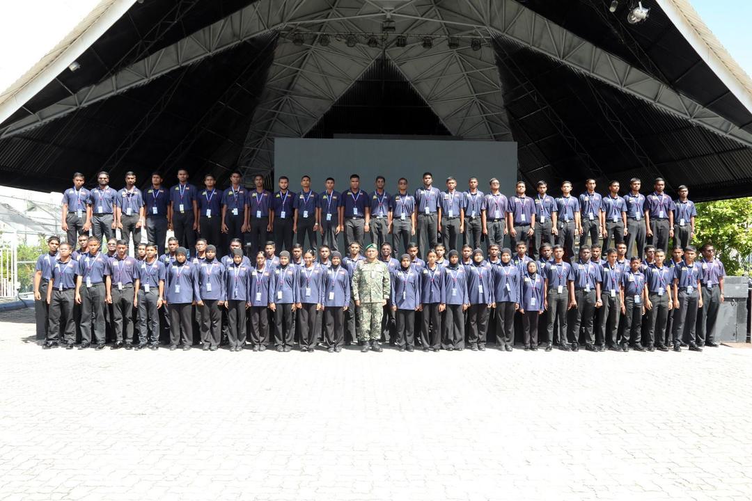 ވަޠަނީ ޚިދުމަތުގެ ފަންނީ ތަމްރީނުގެ ދެވަނަ ބުރުގައި 77 ބައިވެރިން