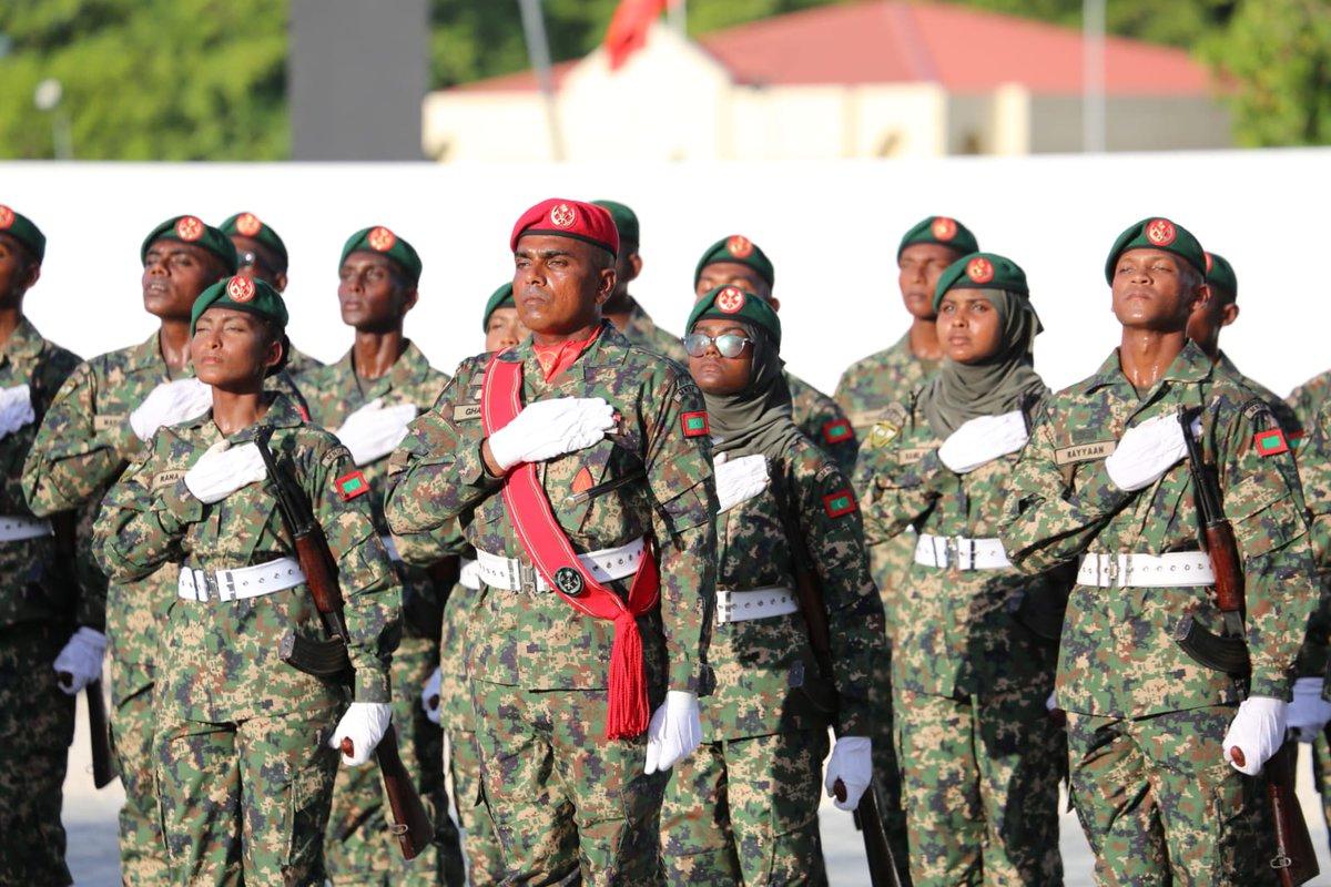 ވަތަނީ ޚިދުމަތް ނިންމައި ސިފައިންގެ ޚިދުމަތާ ގުޅުނު ދަރިވަރުންނަށް ރައީސް މަރުޙަބާ ދަންނަވައިފި