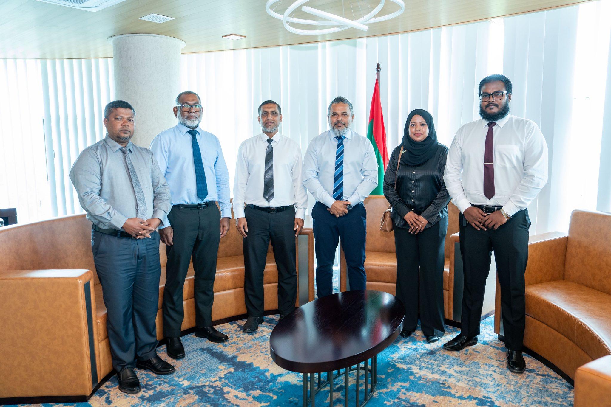 ދަރަވަންދޫގެ ފަރުމަސްވެރިކަމާއި ރުއްގަހުގެ ބަލިތަކާ ގުޅޭގޮތުން މިނިސްޓަރު ޝިޔާމްއާ މަޝްވަރާކޮށްފި
