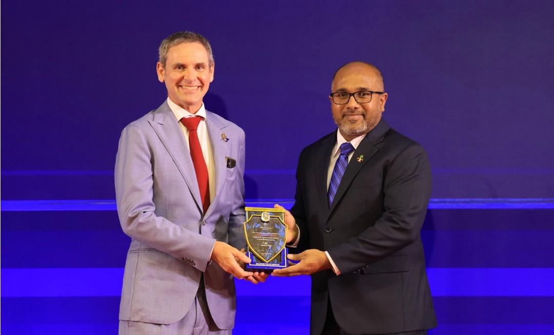ފުލުހުންގެ މަސައްކަތްތަކަށް އެކި ގޮތްގޮތުން އެހީތެރިވެދިން 20 ފަރާތެއްގެ އަގުވަޒަންކޮށްފި