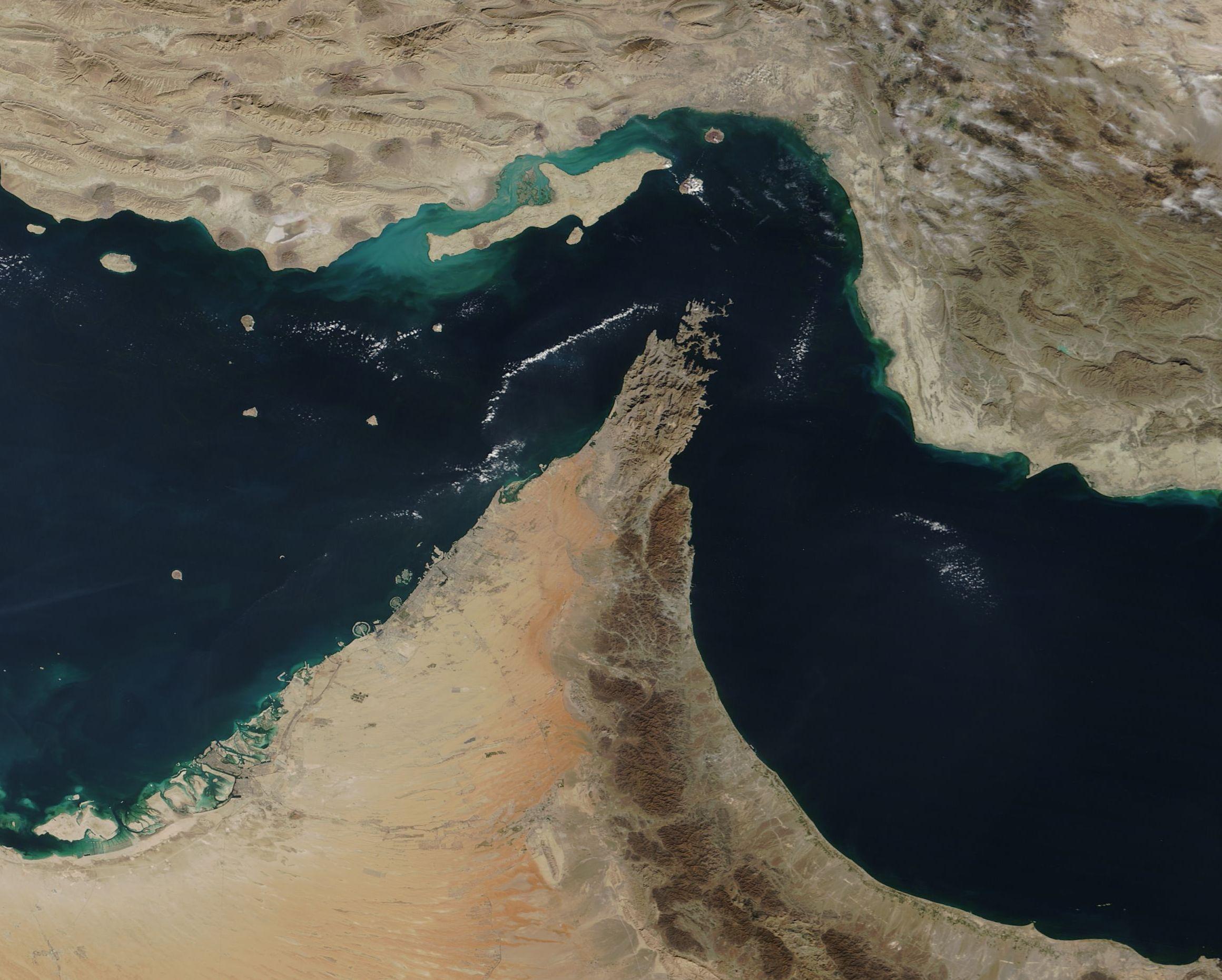 Strait_of_Hormuz_and_Musandam_Peninsula_(MODIS_2018-12-10).jpg