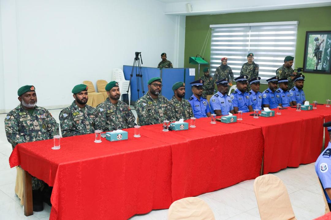ވ. އަތޮޅުގައި ހިންގި ޑައިވިންގ އޮޕަރޭޝަންގައި ބައިވެރިވި ސިފައިންނާއި ފުލުހުންގެ އަގުވަޒަންކޮށްފި