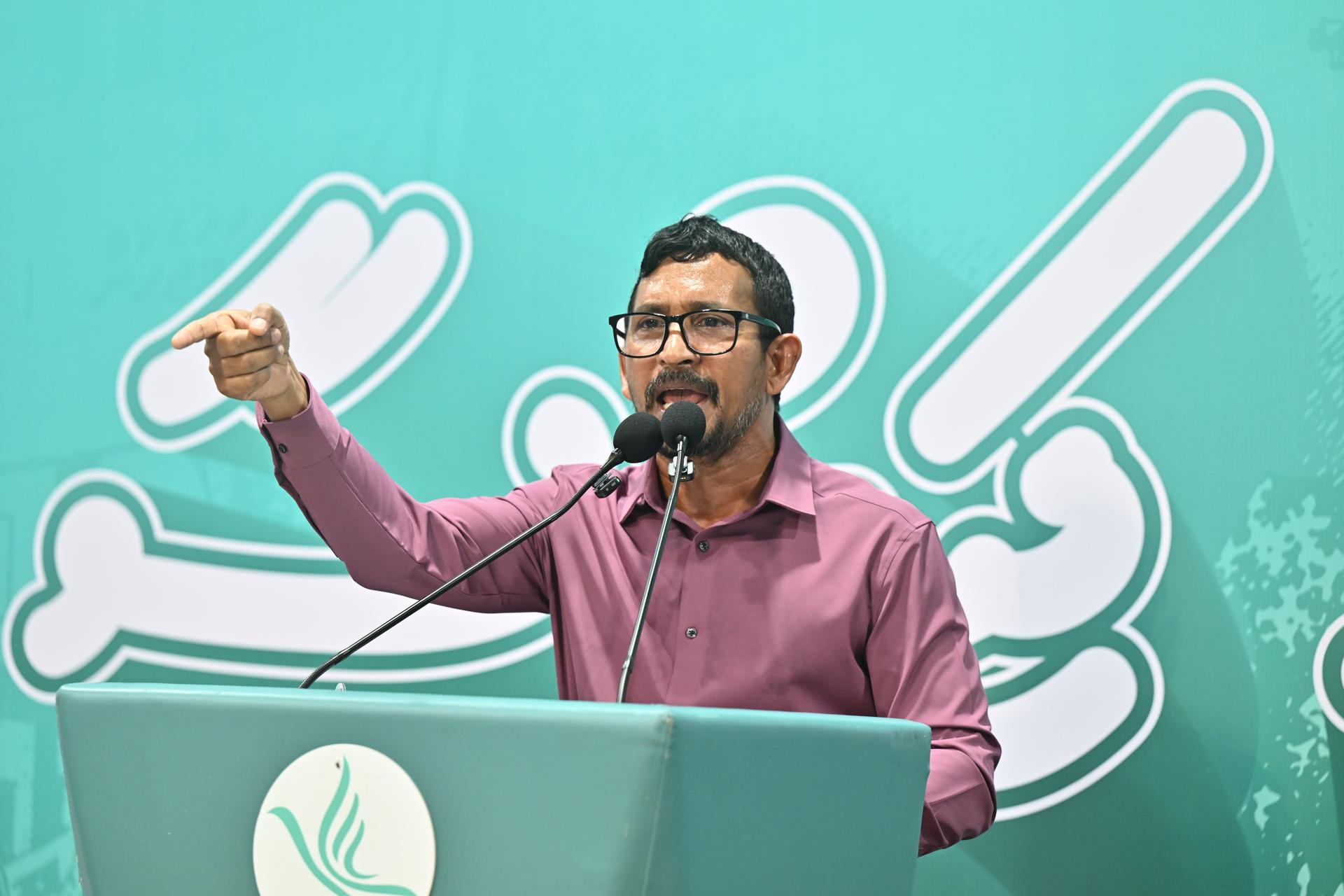 2028 ގައި ޔާމިން ހުންނަވާނީ ރައީސް މުއިއްޒު ދެވަނަ ދައުރަކަށް ހޮވަން ފޫގަޅާލައިގެން: ފަލާހު