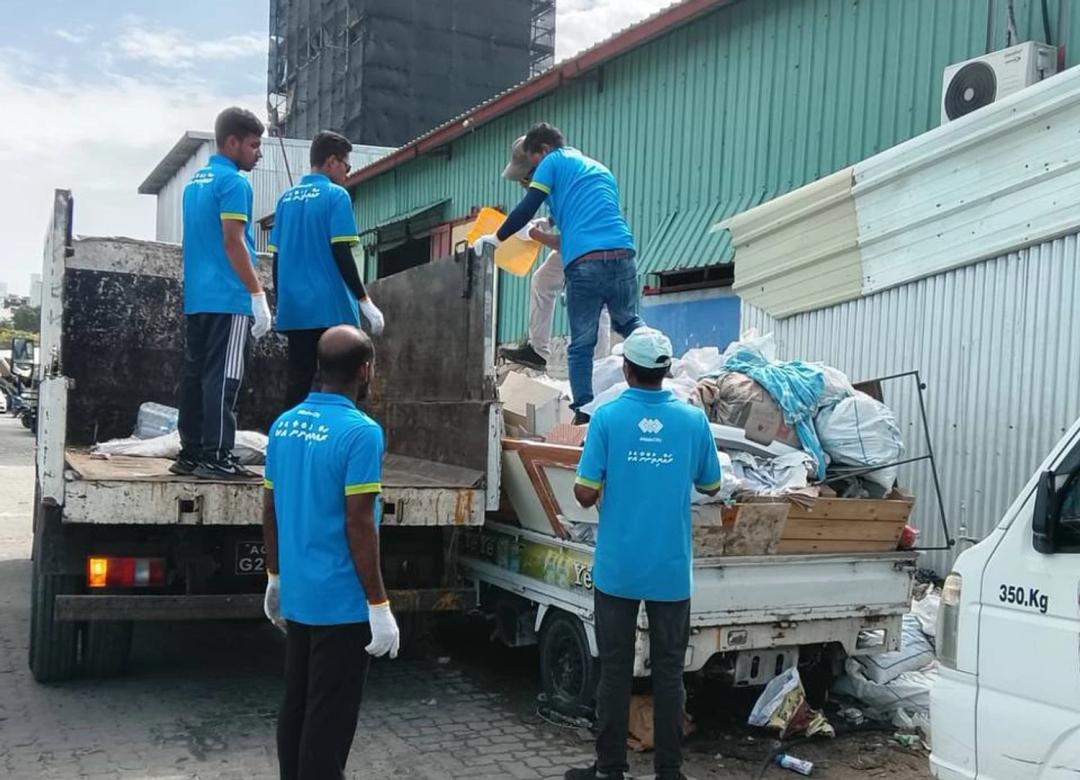ޓީޖެޓީ ސަރަހައްދު ސާފުކުރުމުގެ ހަރަކާތް: ދެ ދުވަހު ތެރޭ 19 ޓަނުގެ ކުނި އުކާލައިފި