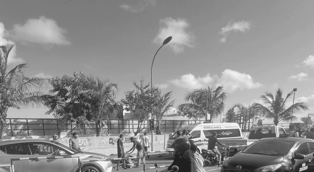 ބޮޑުތަކުރުފާނު މަގުގައި ހިނގި ނުރައްކާތެރި އެކްސިޑެންޓެއްގައި މީހަކު މަރުވެއްޖެ