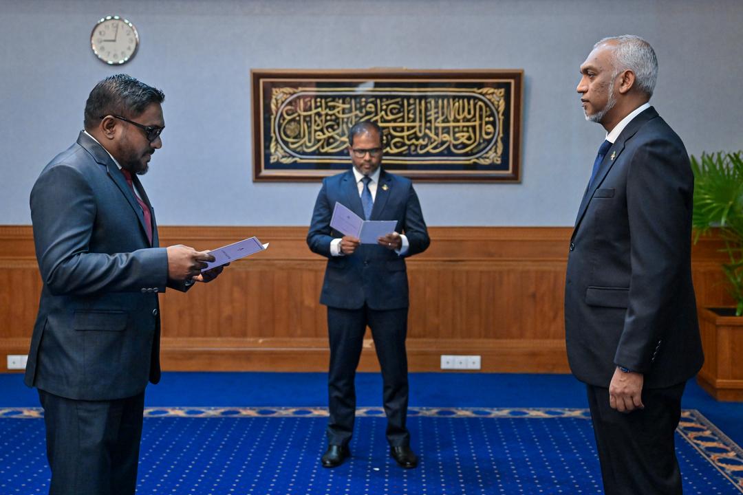 ވަޒީފާއާބެހޭ ޓްރައިބިއުނަލުގެ ރައީސްކަމުގެ މަޤާމަށް، އަމްޖަދު މުޞްޠަފާ ޢައްޔަންކުރައްވައިފި