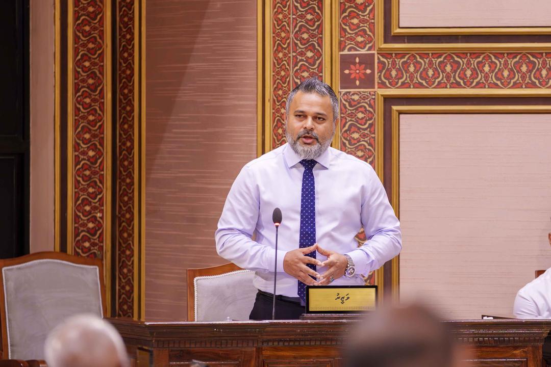 މިފްކޯގެ އައިސްޕްލާންޓްތައް ފެނަކައަށް ބަދަލުކުރުން ވެގެންދިޔައީ "މުސީބާތަކަށް" 