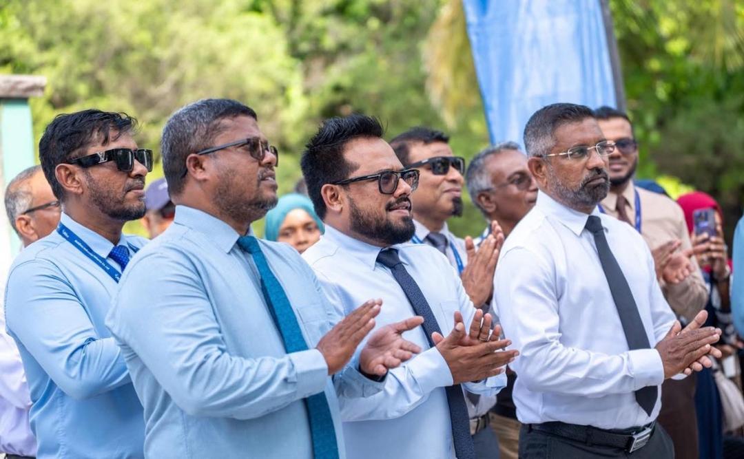 ކަނޑުއޮތްގިރީގައި މިފްކޯގެ ހިކިމަސް ކާރުޚާނާއަކާއި އައިސް ޕްލާންޓެއް ހުޅުވައިފި