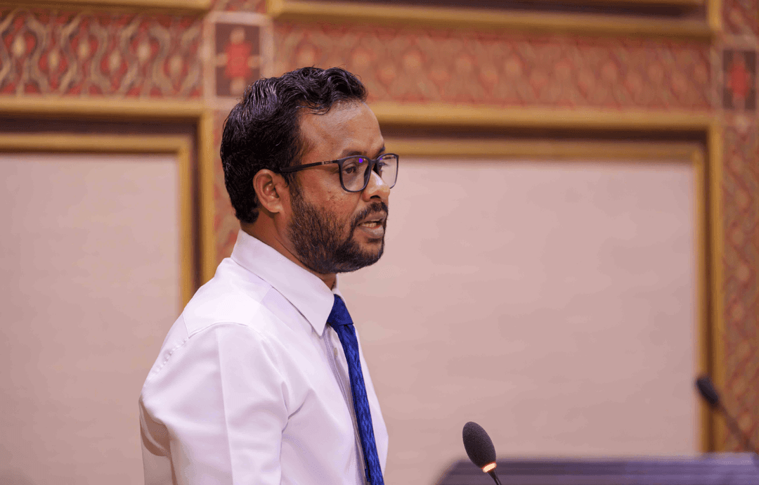 ލ.ހިތަދޫ-ކުނަހަންދޫ ކޯޒްވޭގެ ޢަމަލީ މަސައްކަތް ހަޤީޤީ މާނައިގައި ފެށުނީ މި ސަރުކާރުގައި:  މުއްޠަލިބު