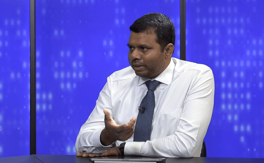  އޮފީސްތަކާއި ސްކޫލަށް ދަތުރުކުރުމަށް ހާއްސަ ބަސްތަކެއް ތައާރަފު ކުރަނީ