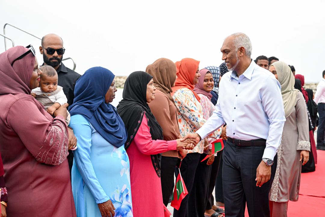 އުކުޅަސް ދަތުރުފުޅަށް ފަހު، ރައީސް މާލެ ވަޑައިގެންފި