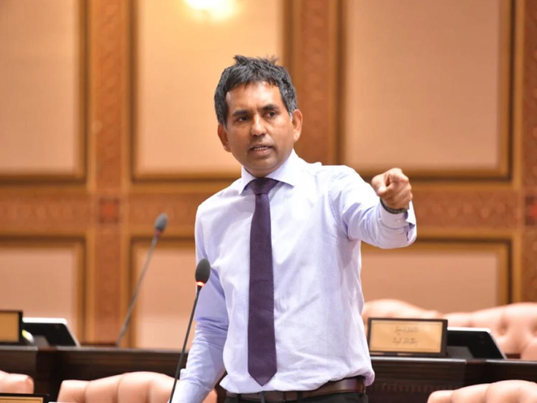 ވަޒީރު ސަޢީދުގެ އިތުބާރު ނެތްކަމުގެ ބަހުސް ކުރުމަށް 2 ގަޑިއިރު ކަނޑައަޅައިފި