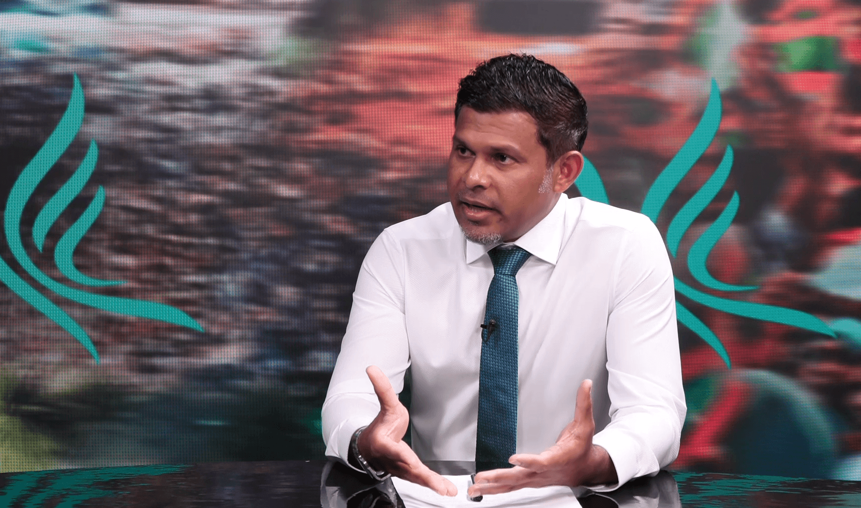 ރައްޔިތުންގެ އަޑު އެއްސެވުމަށް ފަހު،  ސިޔާސަތުތައް ބައްޓަން ކުރެއްވެމަށް ރައީސް ވަރަށް ބޮޑު އިސްކަމެއް ދެއްވާ: ނައިބު ރައީސް
