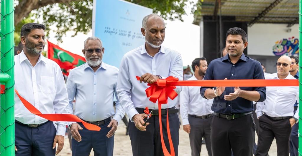 އުކުޅަހު އައުޓްޑޯ  ވޮލީ ކޯޓް ހުޅުވައިފި 