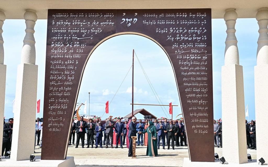 ބޮޑުތަކުރުފާނުގެ ހަނދާނީ ދޮރާށި ރައީސް ހުޅުއްވައިދެއްވައިފި