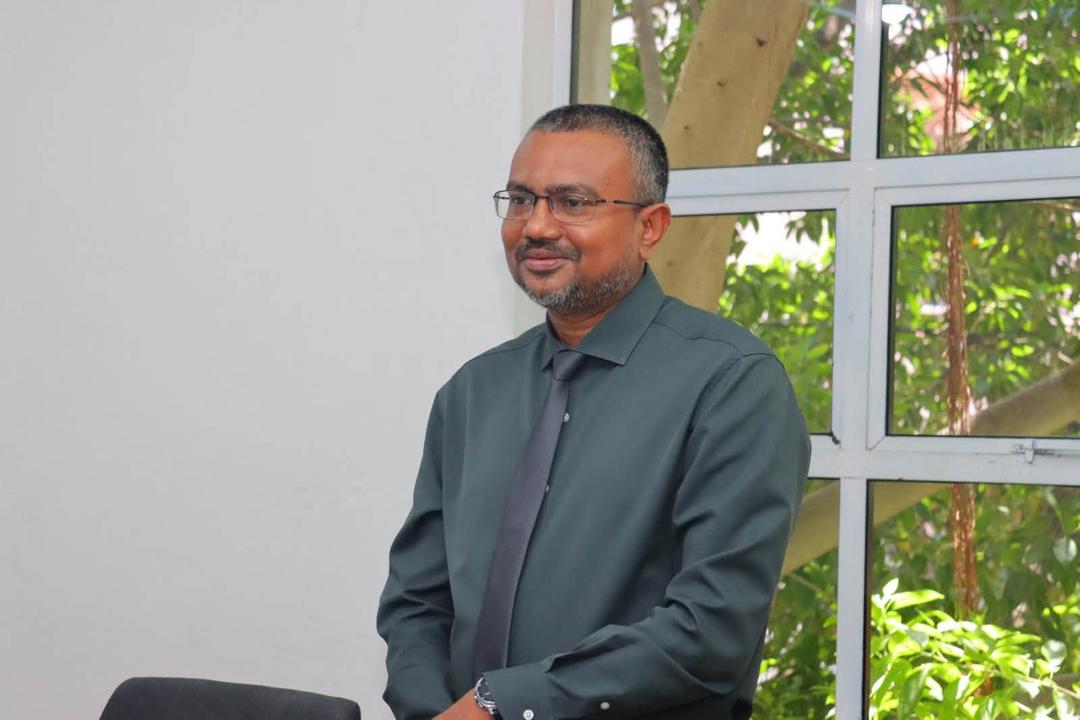 ޒާތީ މުޢާމަލާތްތަކާއި ފޯނު ކޯލްތައް ލައިވްކުރުމުގައި ސުލޫކީ މިންގަނޑަށް ހުރުމަތްތެރިކޮށް ހިތުމަށް  އެދިއްޖެ