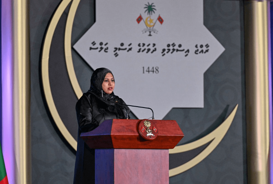 އިސްލާމްދީން ގަބޫލުކުރުމަކީ މިހާތަނަށް ދިވެހިން ނިންމި އެންމެ ބޮޑު ނިންމުން: ހީނާ