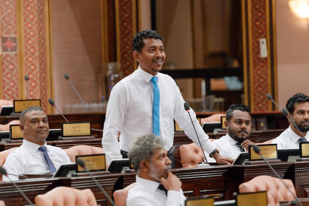 ފުނަދޫ ދާއިރާގެ މެންބަރު މުހައްމަދު މަމްދޫހް -- ފޮޓޯ: މަޖިލިސް