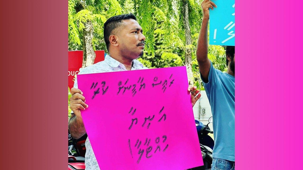 މުބީން އައު ކުރެއްވީ ޔާމީން ޖަލުން މިނިވަން ކުރަން ކުރެއްވި މަސައްކަތުގެ ހަނދާން