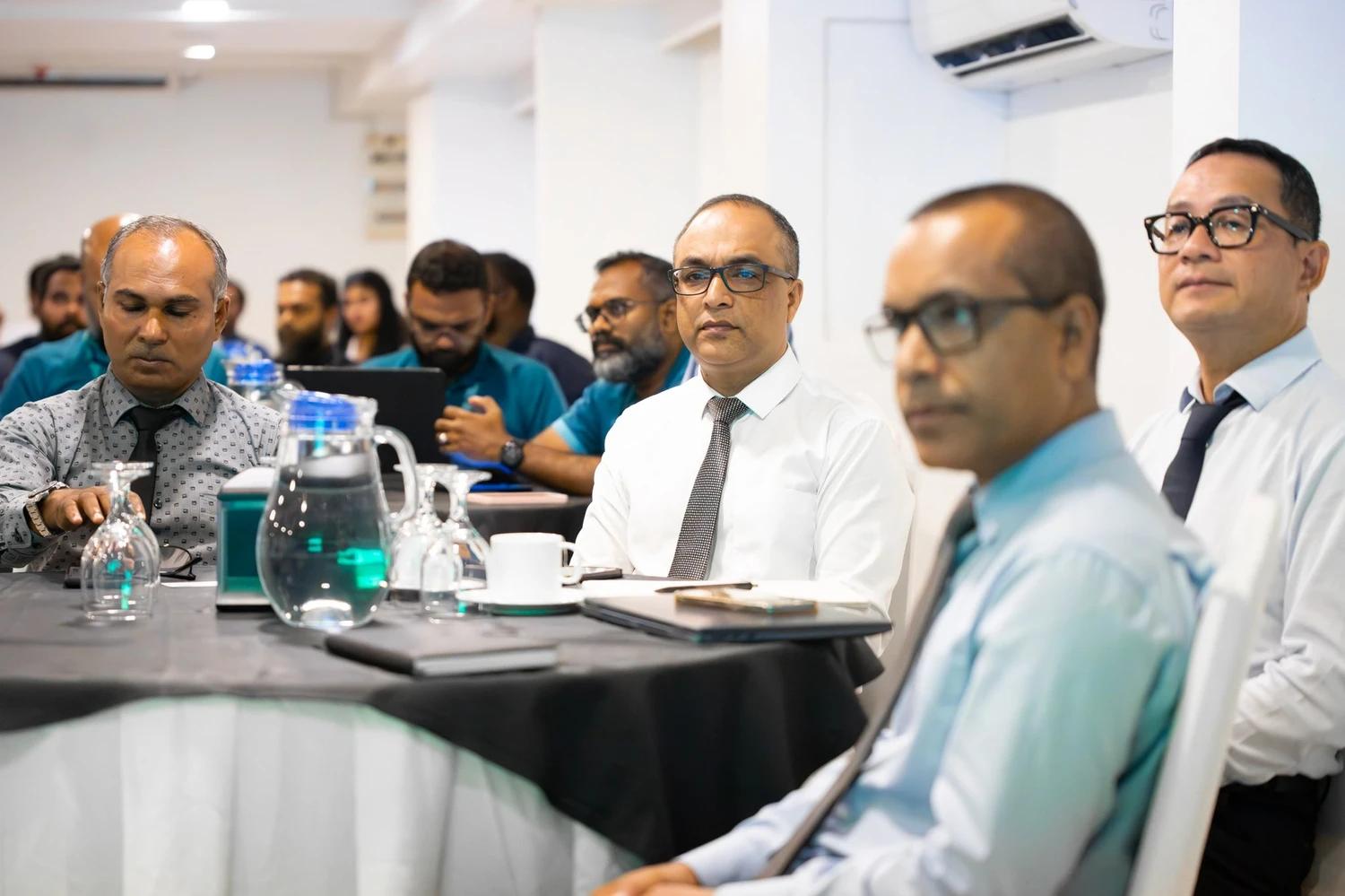 ރާއްޖޭގެ ކަނޑު ދަތުރުފަތުރުގެ ނިޒާމު ތިމާވެއްޓާ ރައްޓެހި ގޮތަކަށް ބައްޓަންކުރުމަށް މަޝްވަރާކޮށްފި 