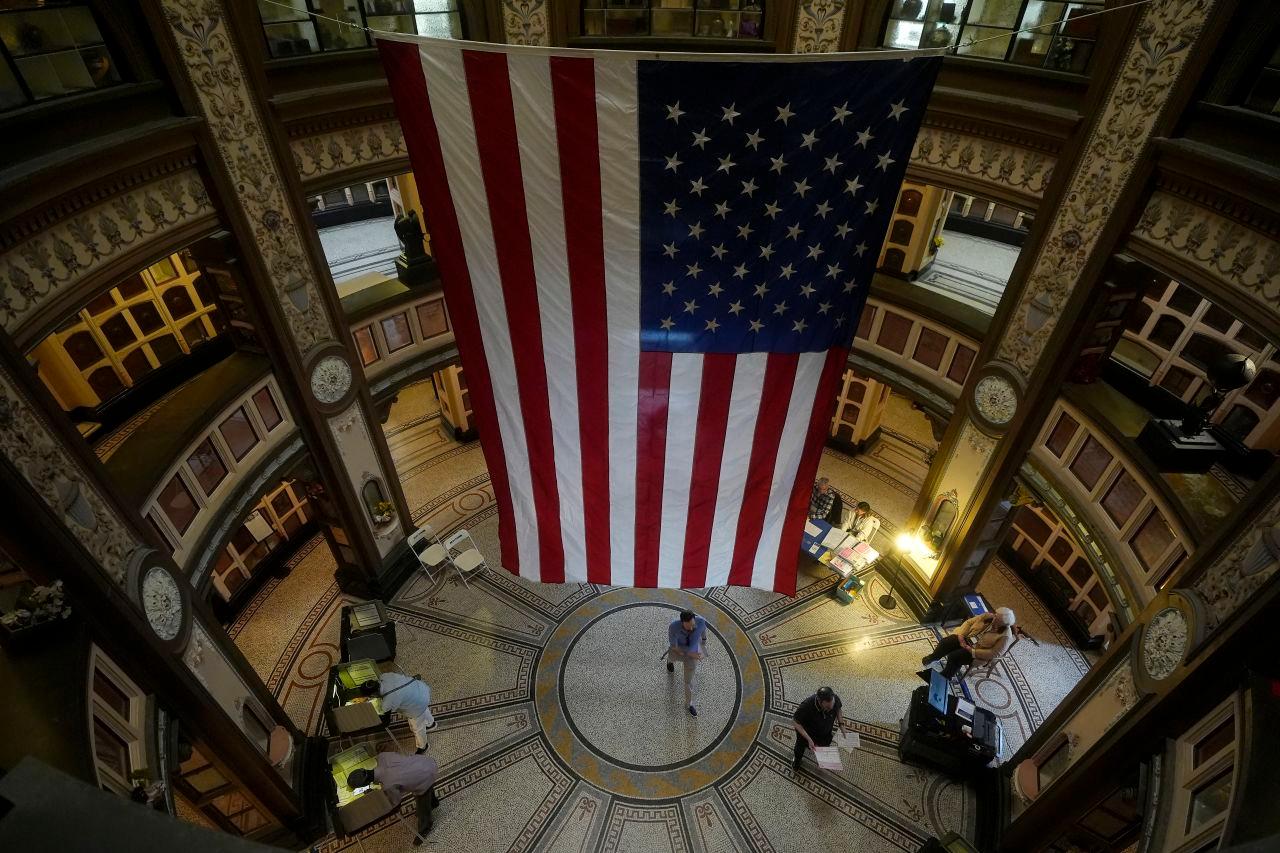 Swing States Hold the Key to Victory as Trump Clinches Iowa