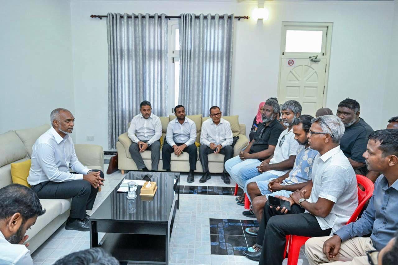 ރަސްދޫ ކައިރީ އޮންނަ ފިނޮޅު ގިރުމުގެ މައްސަލައަށް ހައްލު ހޯދައިދޭނަންނަން: ރައީސް