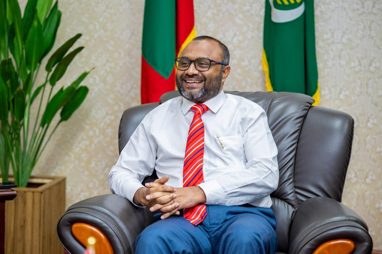 ސައުދީން ހަދިޔާކުރި ކަދުރު ރާއްޖެ ގެނެސްފި