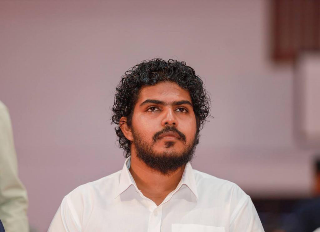 Hithadhoo MP Azaan Reveals Bank Suspended Dollar Transactions Due to Currency Shortage